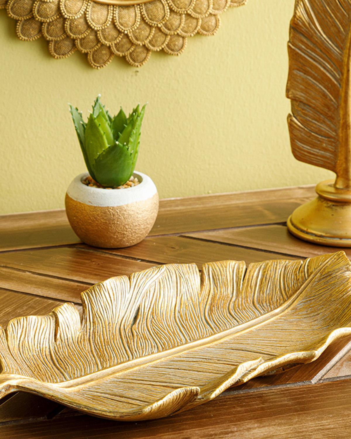 Banana Leaf Декоративна Чиния 15.8x28.9x2.6 см Златен