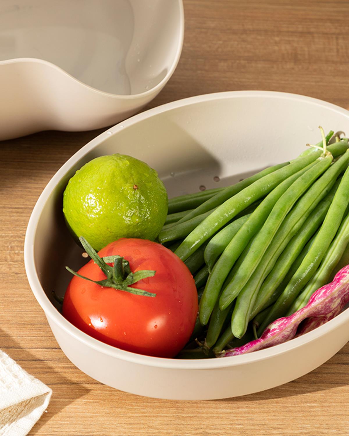 Basıc Гевгир 2 части Пластмаса 20 см Бежов