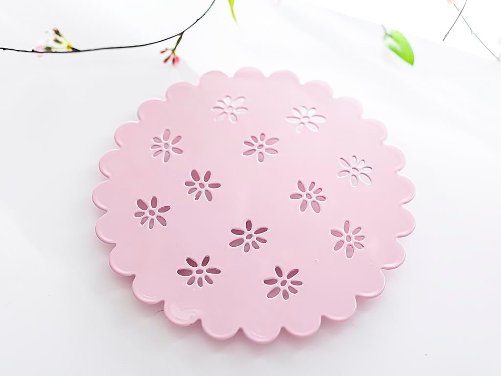 Daisy НИХАЛЕ Ковано желязо . Pink