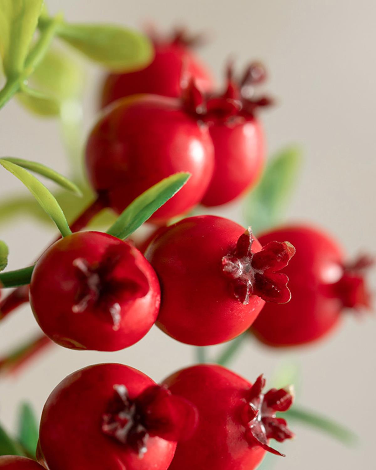 Fruit Branch Изкуствено Цвете Един Стрък Пяна 28 см Бордо