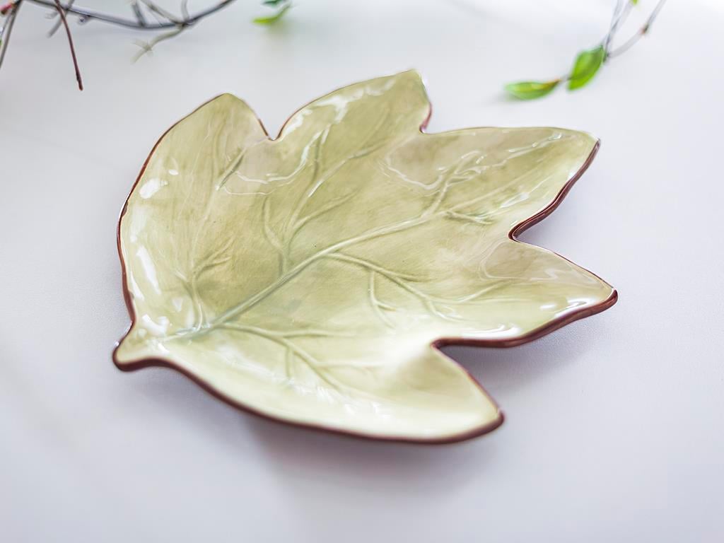 Leaf ДРЪНКУЛКА Декоративно Green