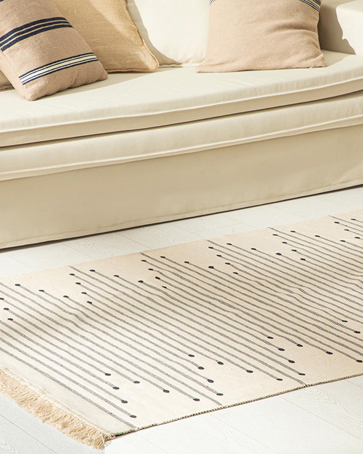linear Woven Rug 120x180 cm Beige - Black
