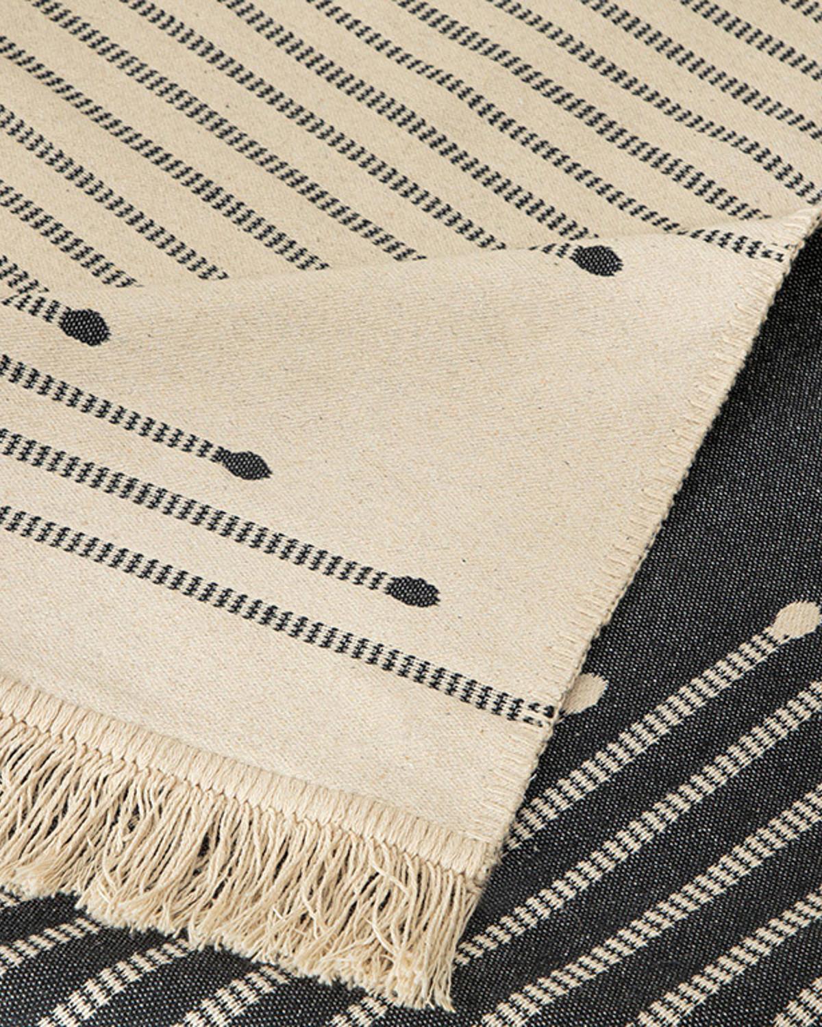 linear Weaved Rug 80x150 cm Beige-Black