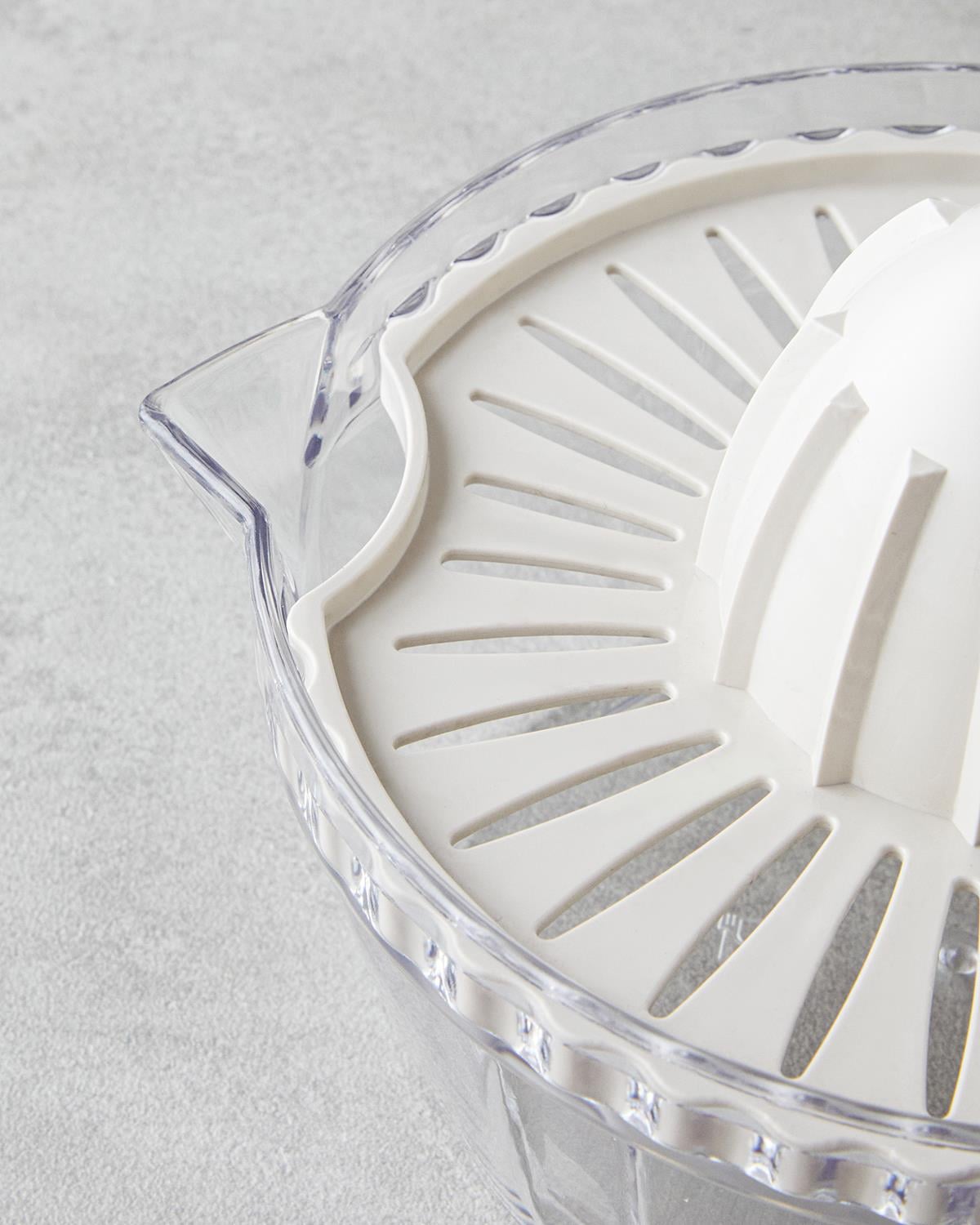 Изстисквачка За Лимони Пластмаса 700 мл Кремав