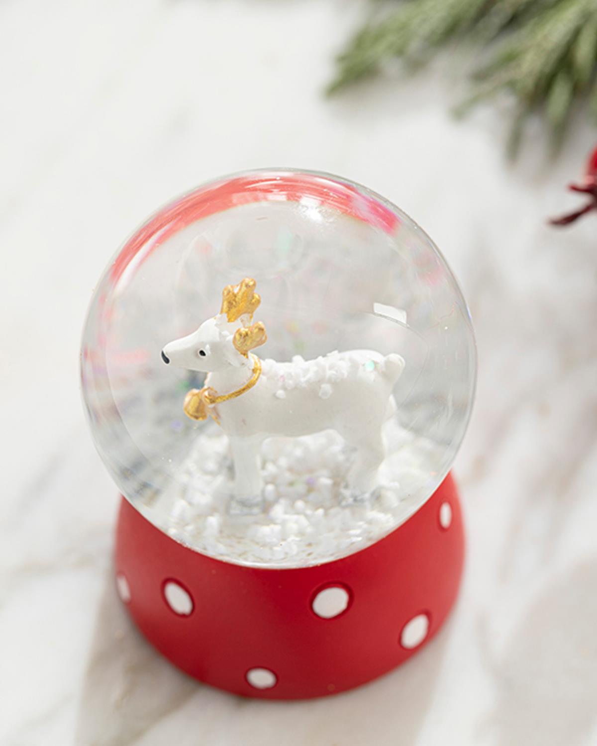 Lovely Deer Снежен Глобус 5x5x6 см Червен