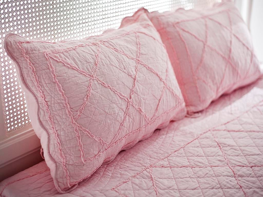 May ПОКРИВКА ЗА ЛЕГЛО К Tek Kişilik Печворк 160x240 cm Pink
