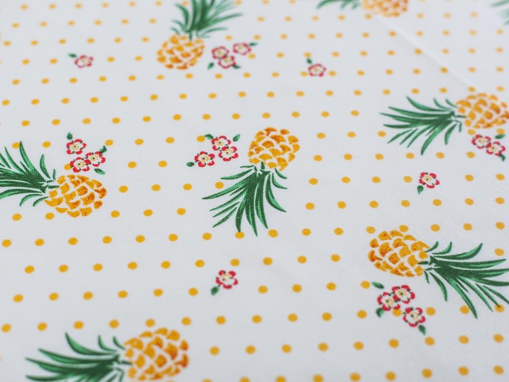 Pineapple КУХНЕНСКА ПОКРИВКА З Водоустойчив 150x150 cm Yellow.