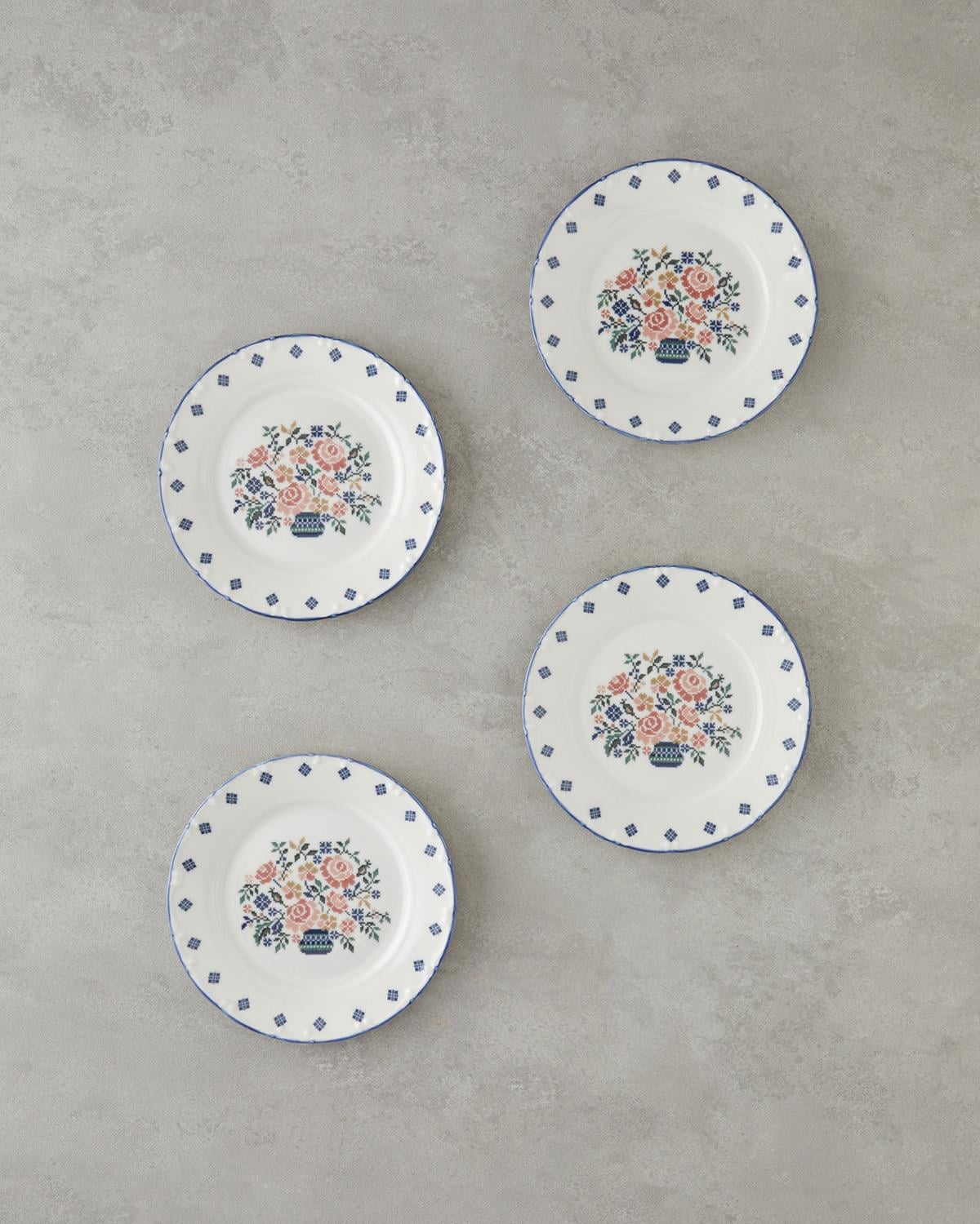 Комплект За Торта Порцелан 4 бр. Шарен