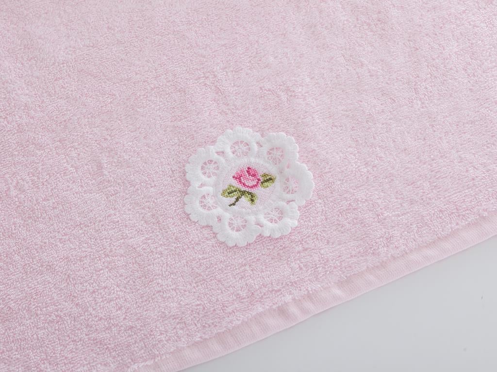 Polin ХАВЛИЯ ЗА ЛИЦЕ С дантела 50x80 cm Light Pink,