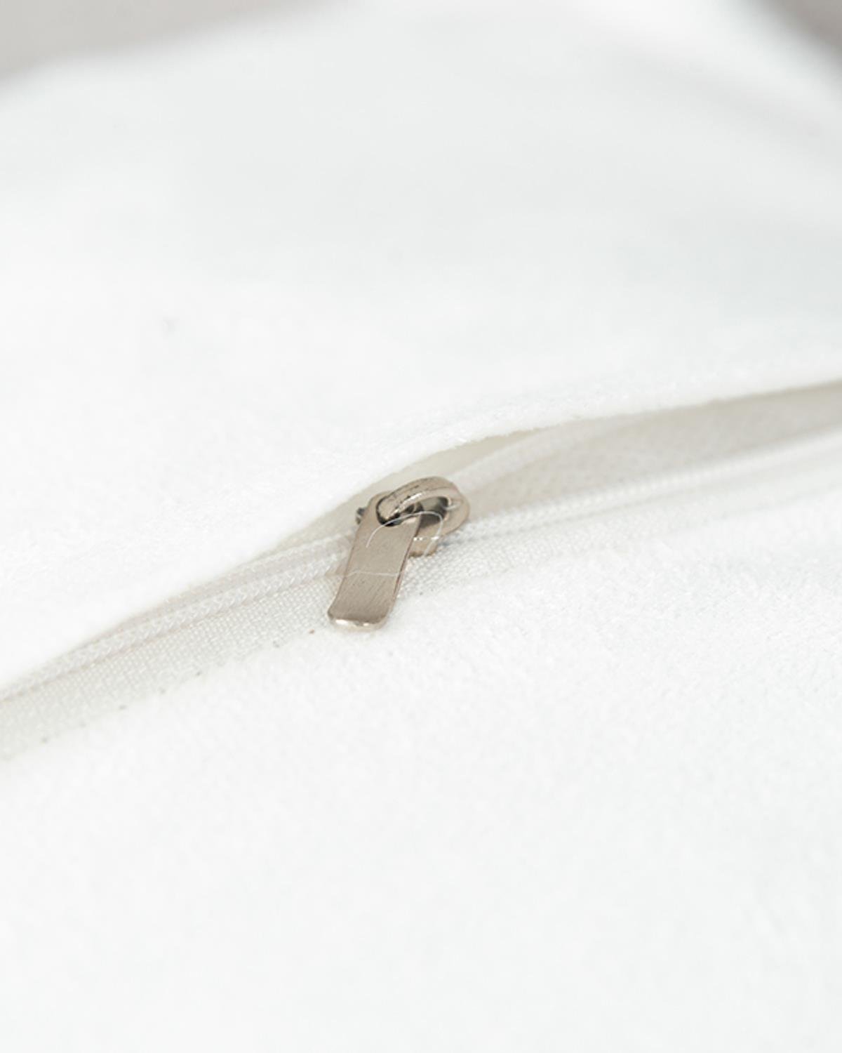 Rabbit Декоративна Възглавница Плюш 45x45 см Бял