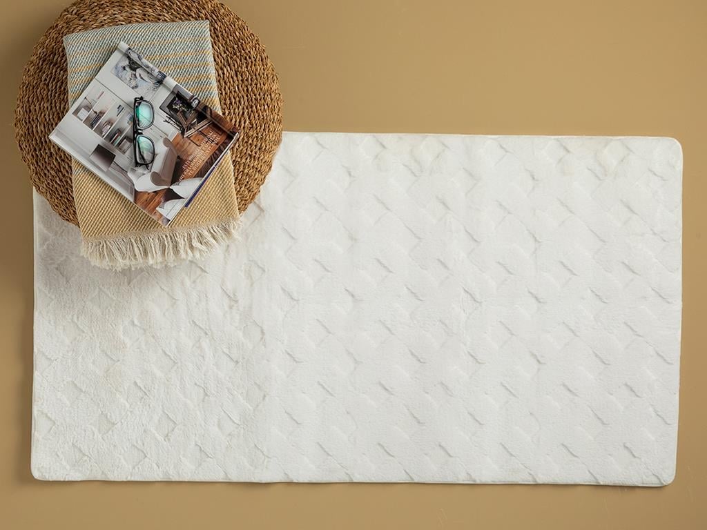Rabbit Grid Polyester Carpet 80x150 cm White
