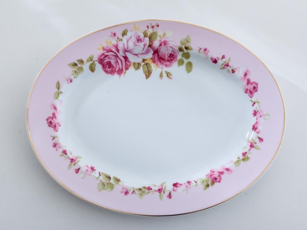 Romano ПРОДЪЛГОВАТА ЧИНИЯ 2 комплекта Порцелан 25 cm Pink
