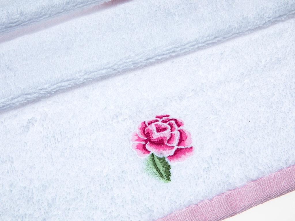 Spring Time ХАВЛИИ ЗА РЪЦЕ Бродирани 30x45 cm White