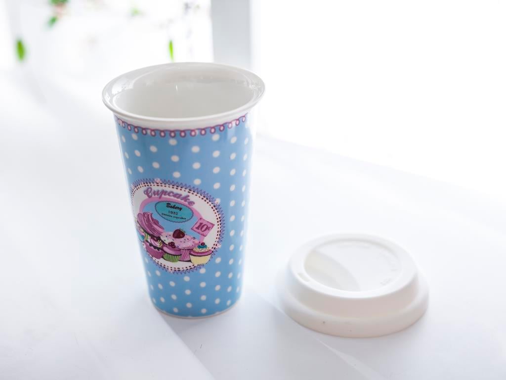 Sweeth Delight TRAVEL MUG Bone China . Blue.