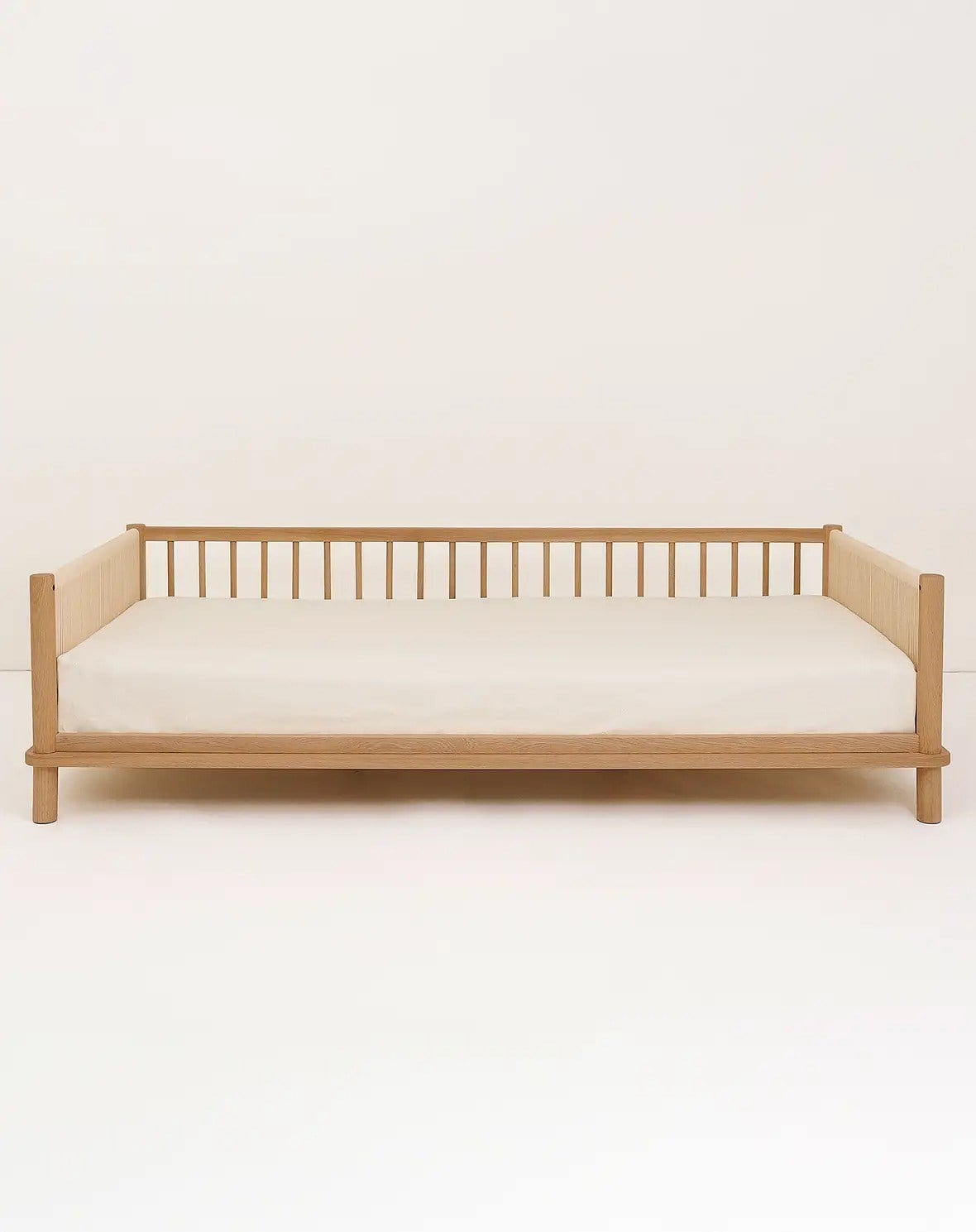 Nobodinoz Latitude Tek Kişilik Karyola Arka Koruma Beşik & Yataklar Nobodinoz