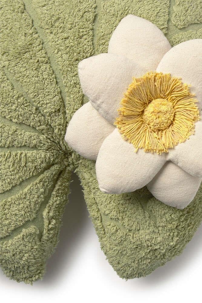 Lorena Canals Minder, Water Lily Kategorisiz Lorena Canals