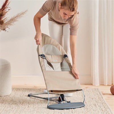 BabyBjörn Balance Soft Ana Kucağı Oyuncaklı / Khaki Beige