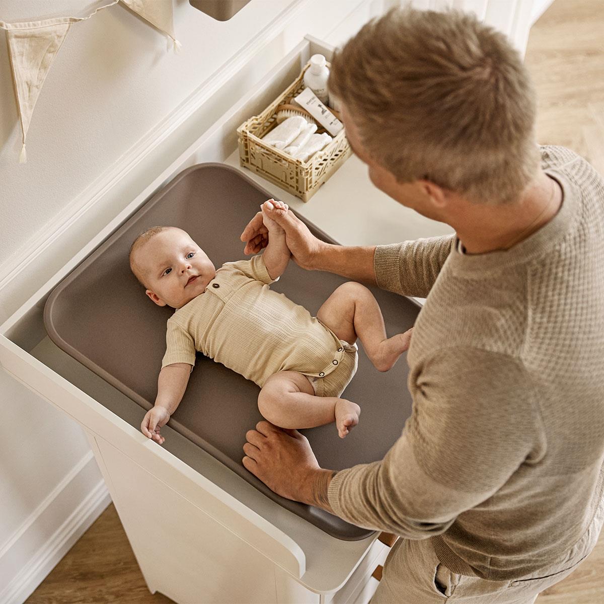 Matty Alt Değiştirme Matı, Mocca Alt Açma Minderi LEANDER