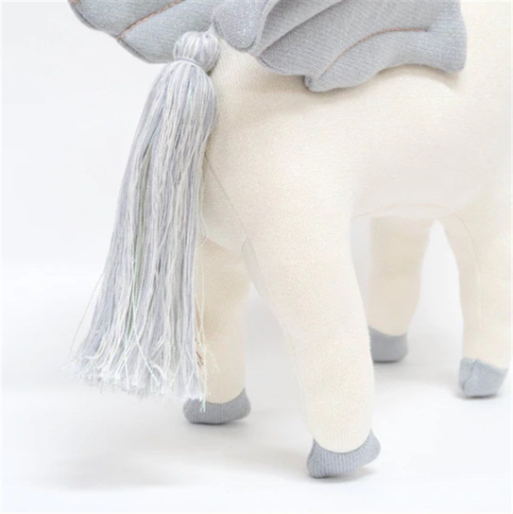 Meri Meri - Chloe Pegasus - Chloe Pegasus