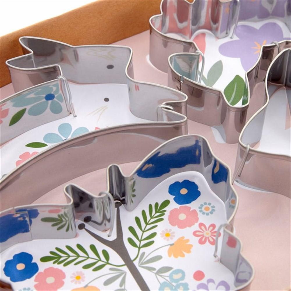 Meri Meri - Easter Cookie Cutters - Çiçekli Tavşan Kurabiye Kalıpları