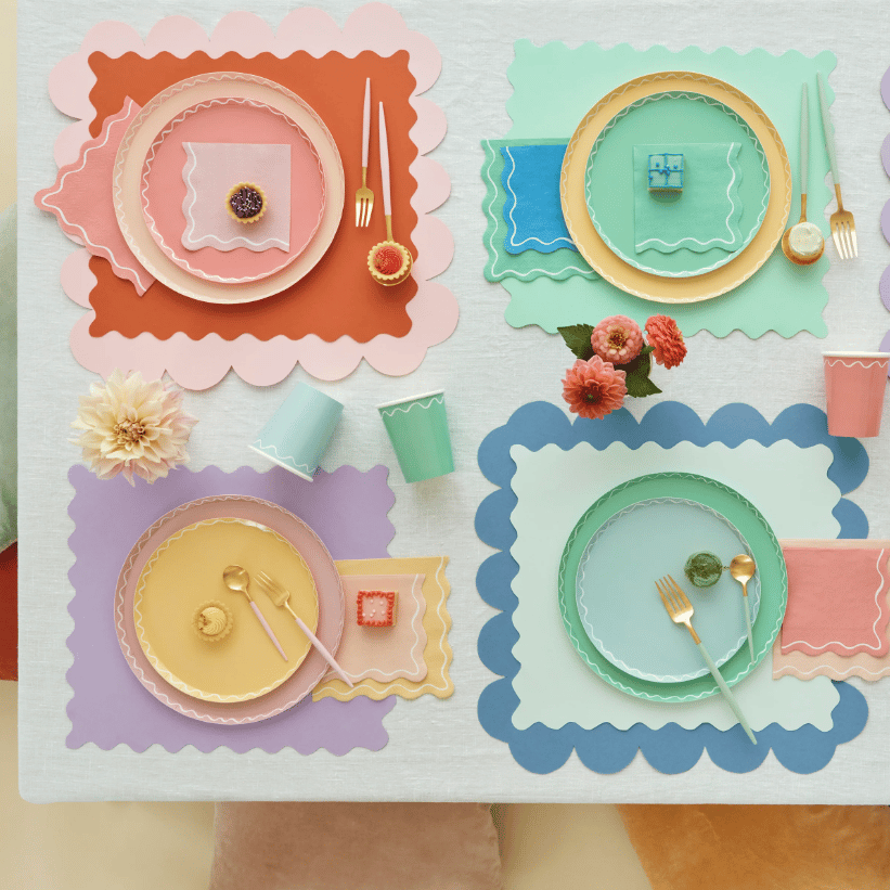 Meri Meri - Mixed Wavy Line Side Plates - Karışık Renkler Dalgalı Tabaklar (M) (x8)