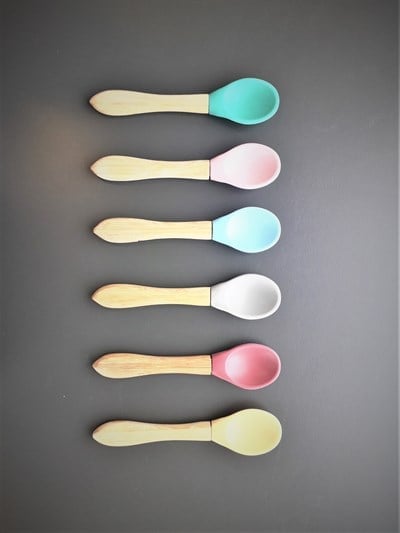 OiOi OiOi Bambu Saplı Silikon Kaşık İkili Set, Aqua Green-Mineral Blue Tabaklar