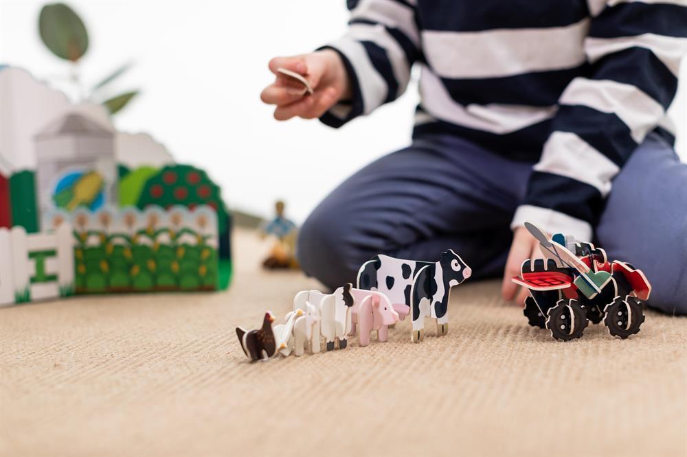 Playpress - Story Playset - Farmyard