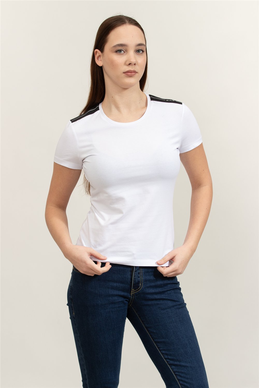 EA7 Kadın Bisiklet Yaka T-Shirt Beyaz