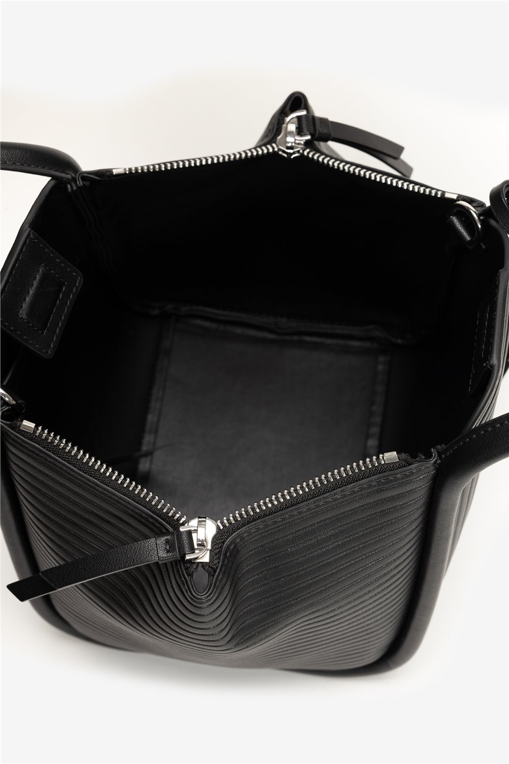 Karl Lagerfeld K/Wellen SM Tote Kadın Mini Omuz Çantası Siyah