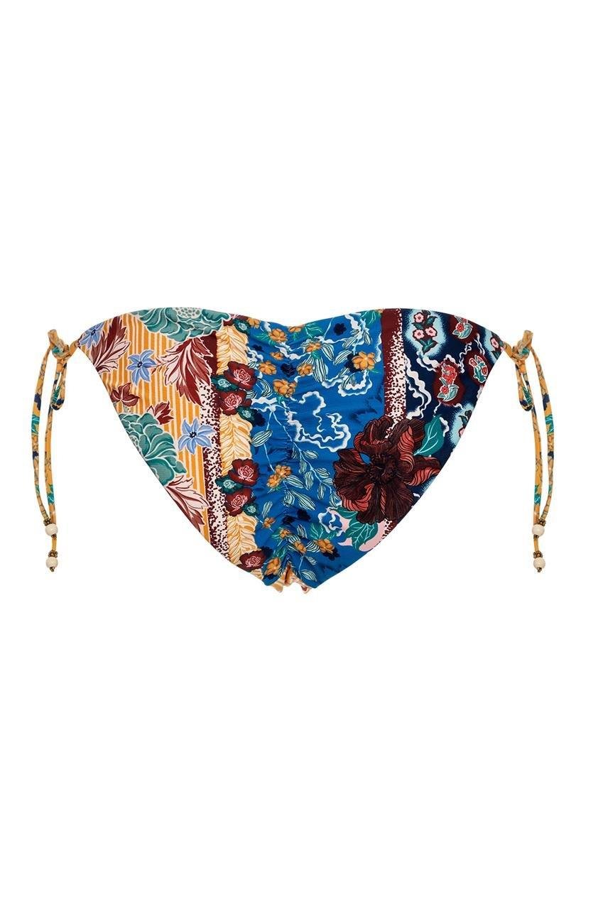 agua-bendita-kadin-bikini-alti-99f38c.jpg