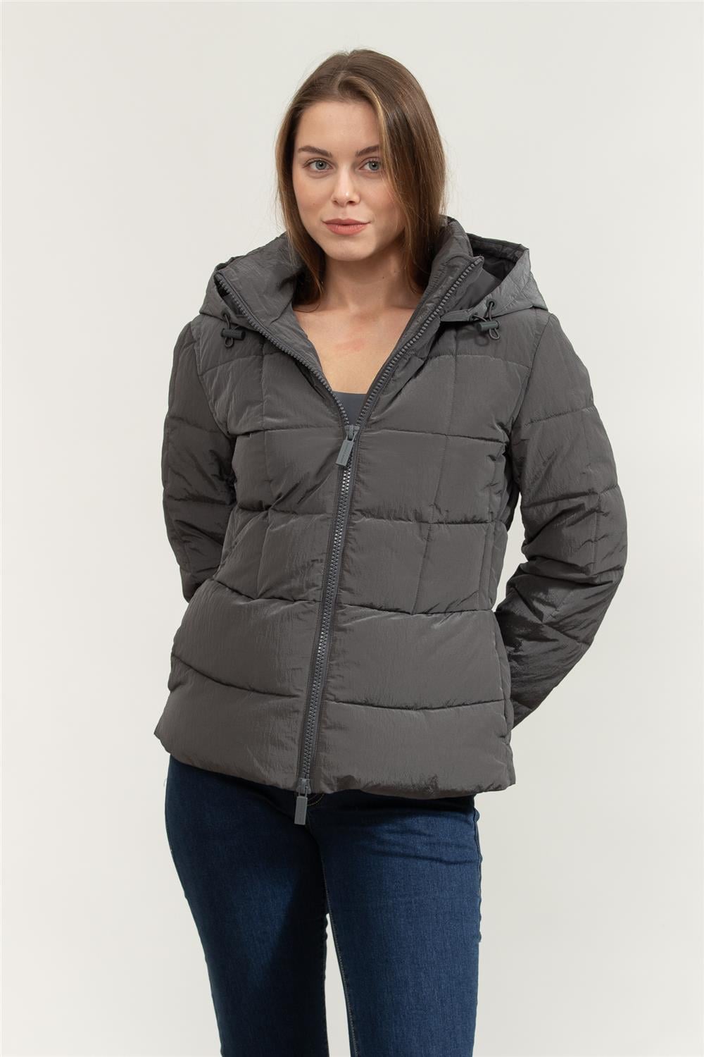 Armani Exchange Kadın Mont