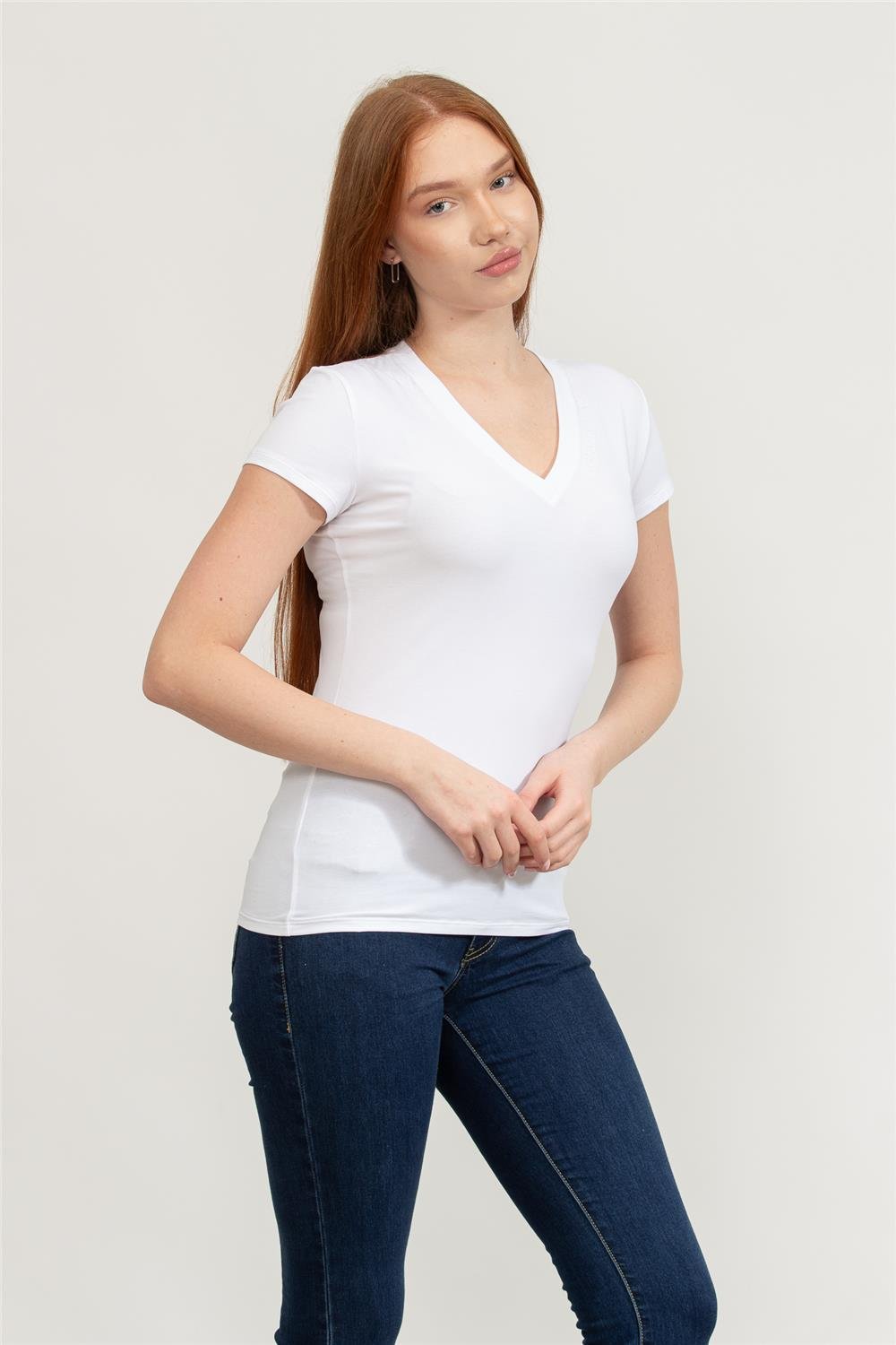 Armani Exchange Kadın V Yaka T-Shirt