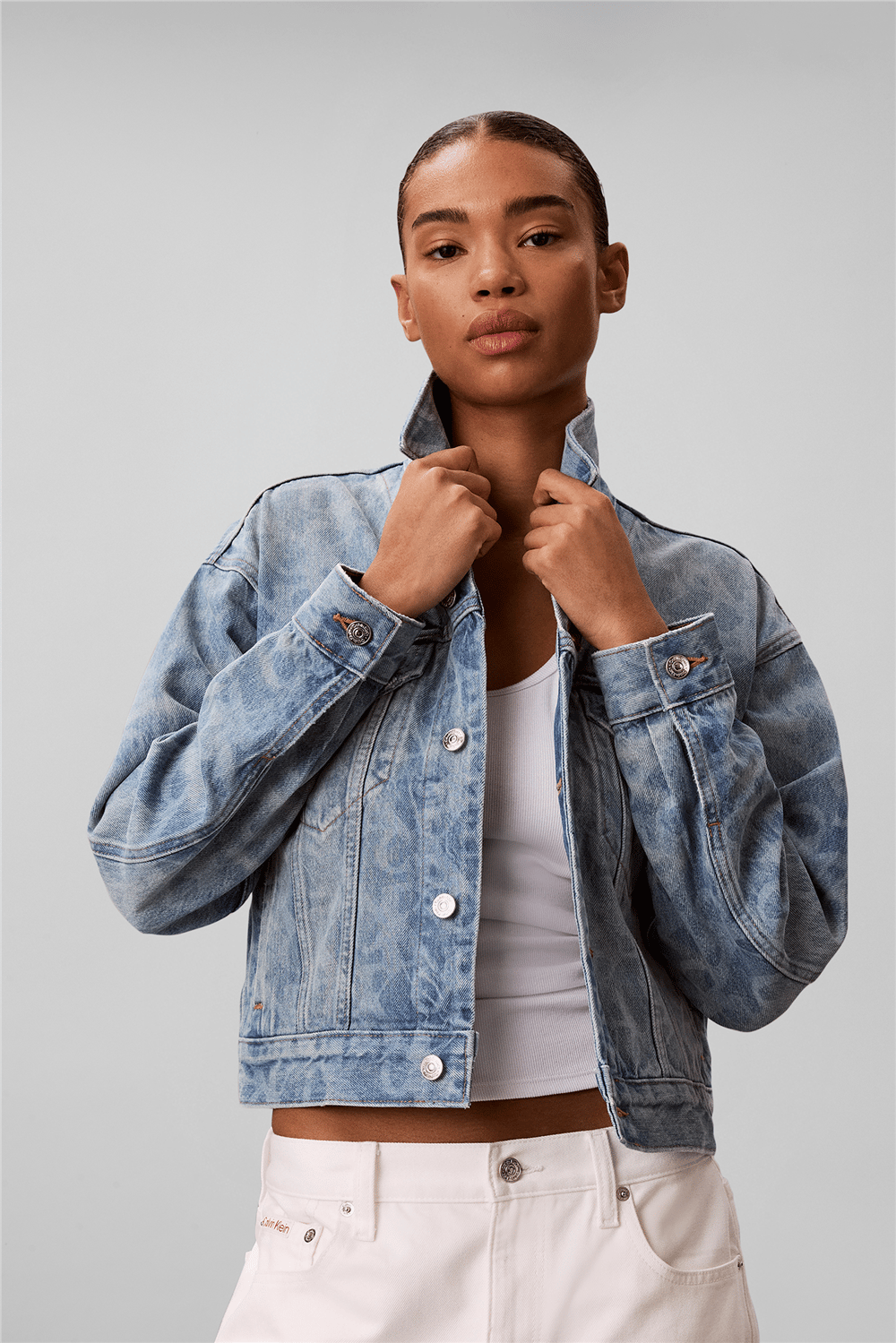 Calvin Klein Aop 90S Trucker Jack Kadın Kot Mont