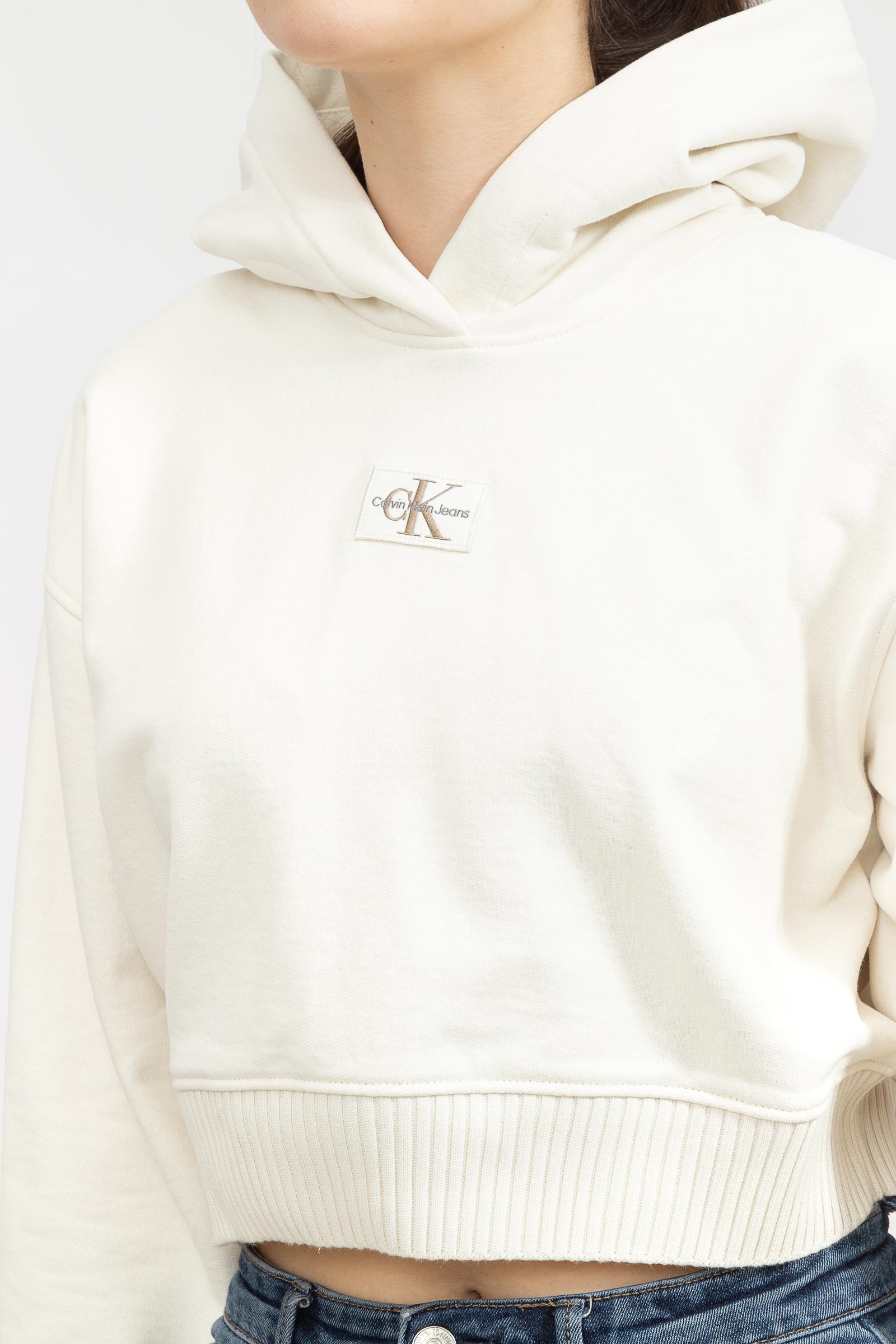 Calvin Klein Badge Wide Sleeves Crop Hoodie Kadın Kapüşonlu Sweatshirt