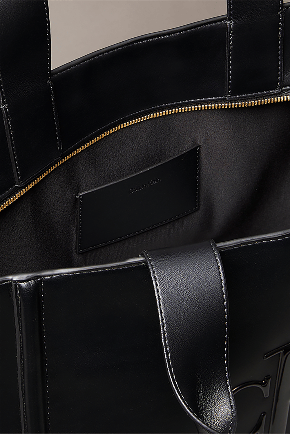 Calvin Klein Bold CK Medium Tote Kadın Omuz Çantası