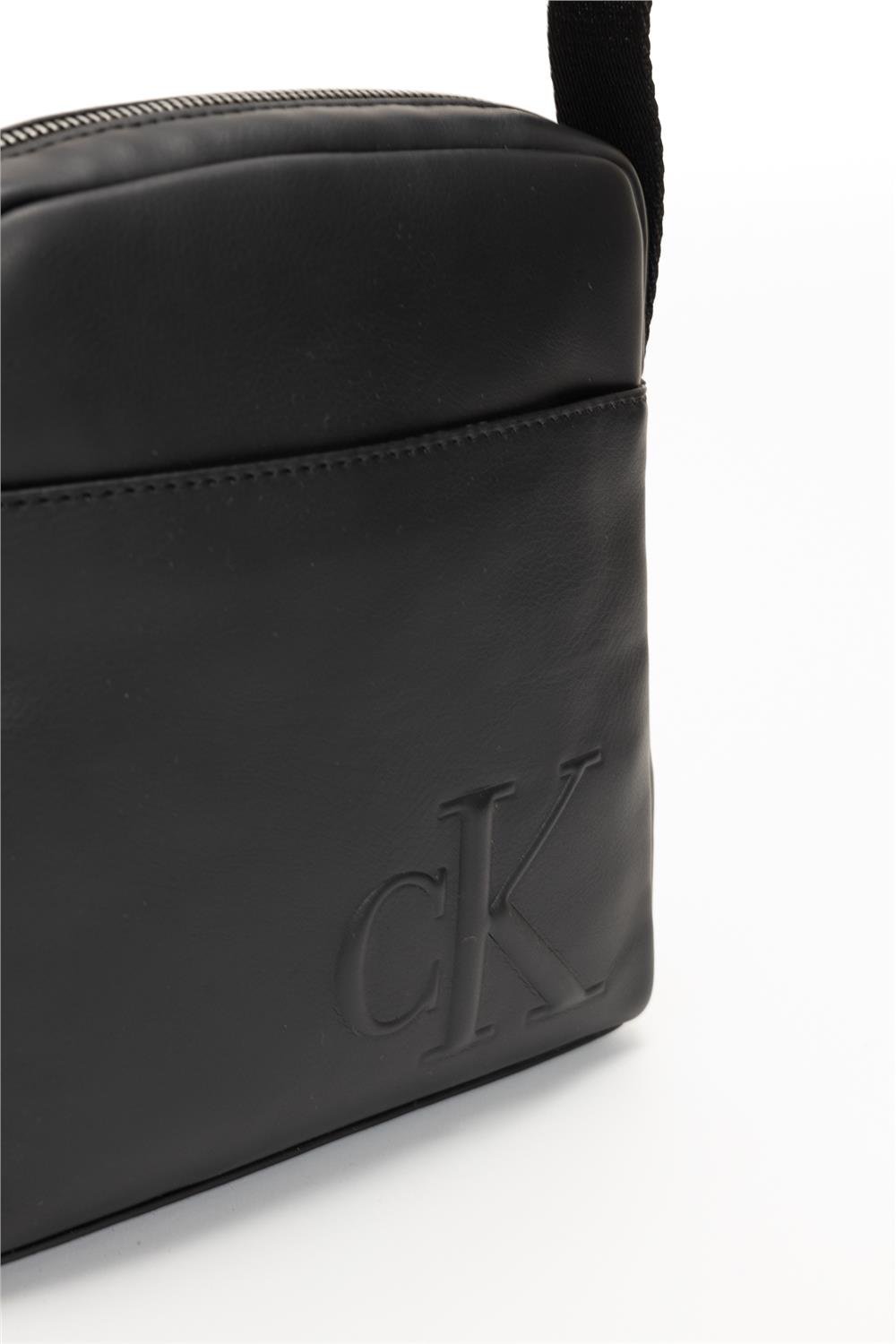 Calvin Klein Bold Ck Reporter Erkek Reporter Çanta