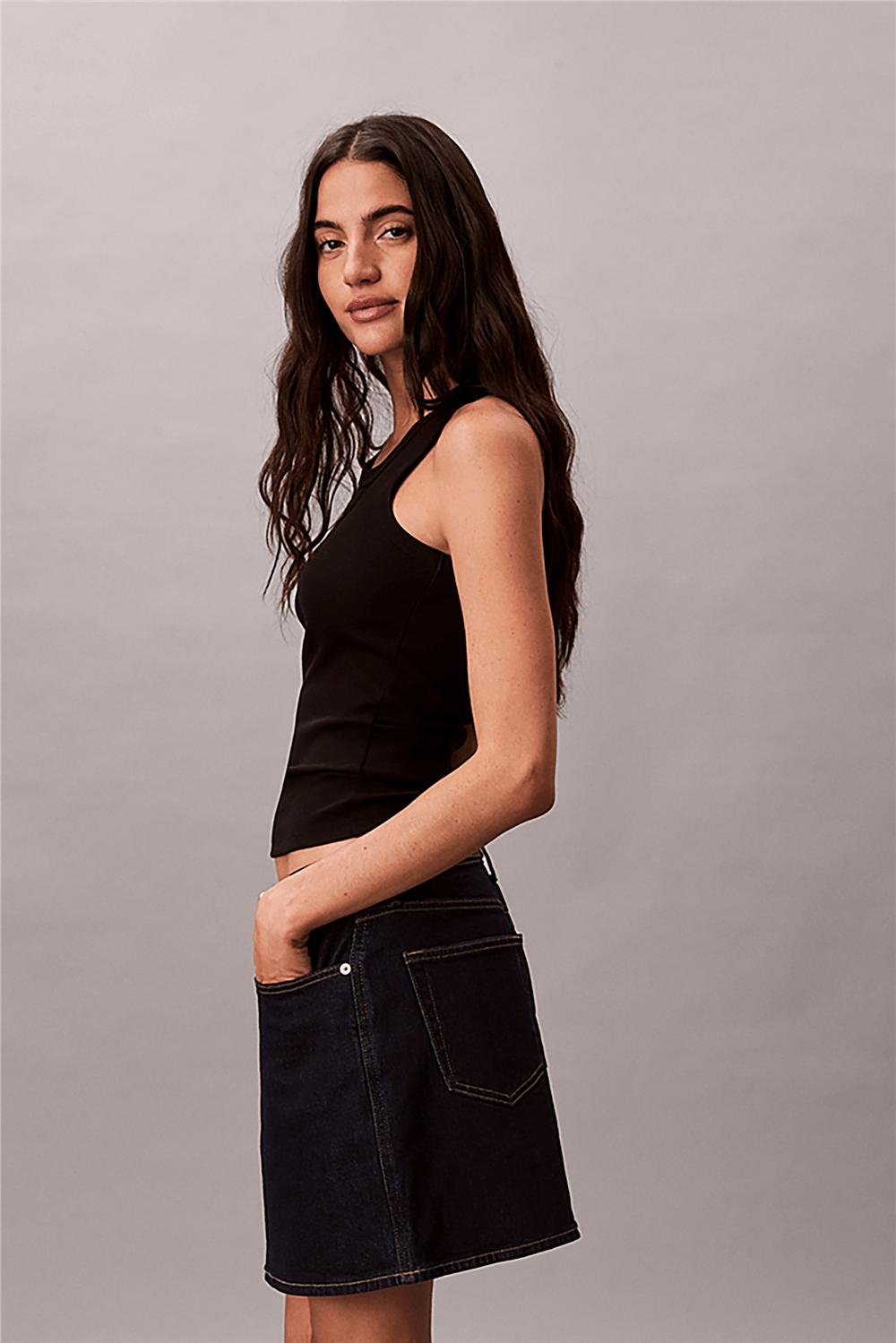 Calvin Klein Contour 2X2 Rib Grap Kadın Kolsuz T-Shirt