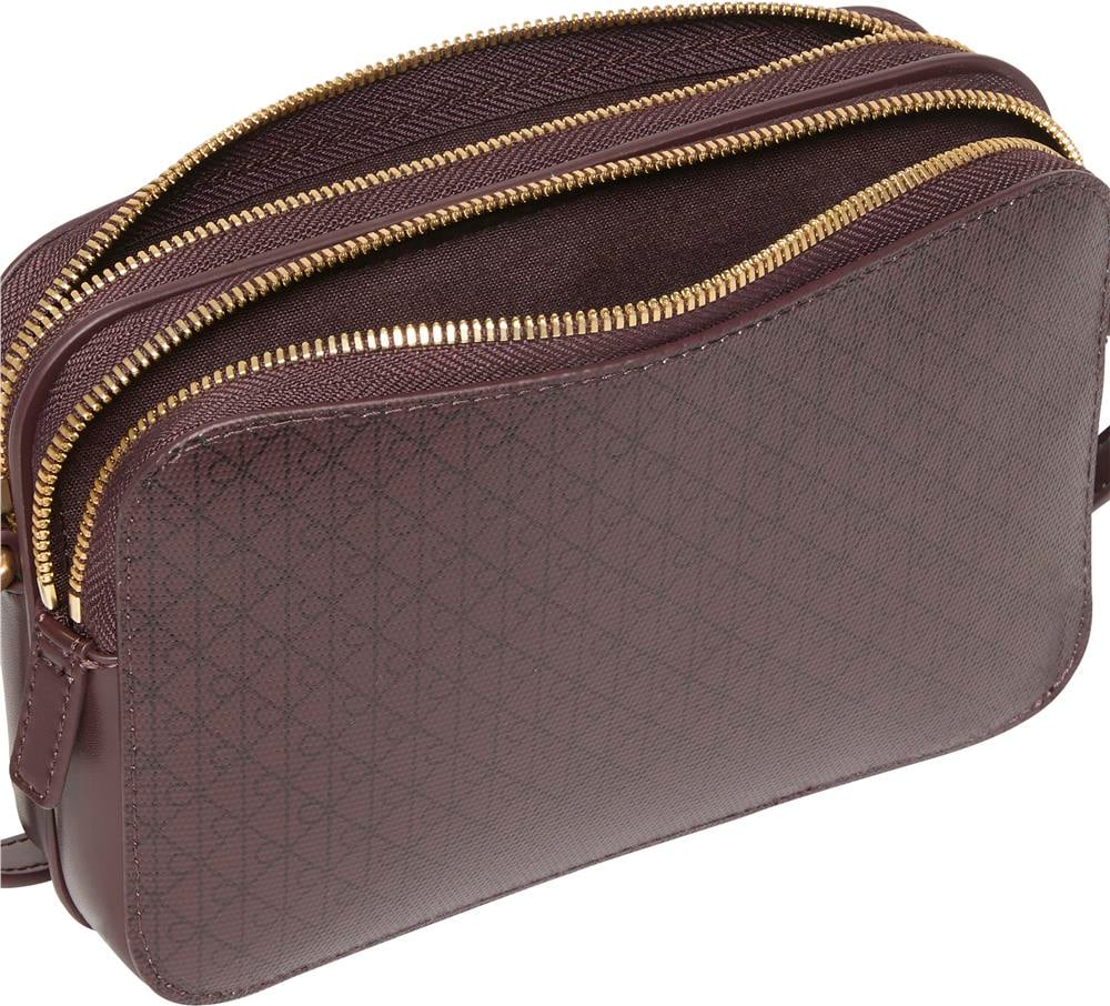 Calvin Klein Emblem Aop Elongated Kadın Mini Omuz Çantası