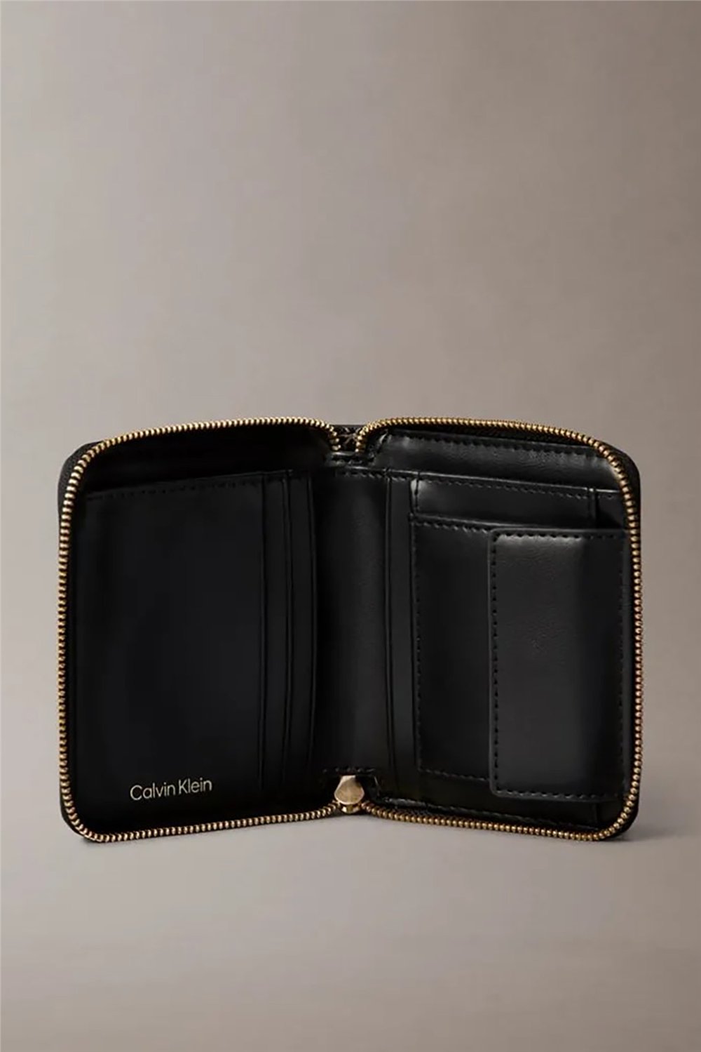Calvin Klein Emblem Aop Square Zip Around Kadın Cüzdan Siyah