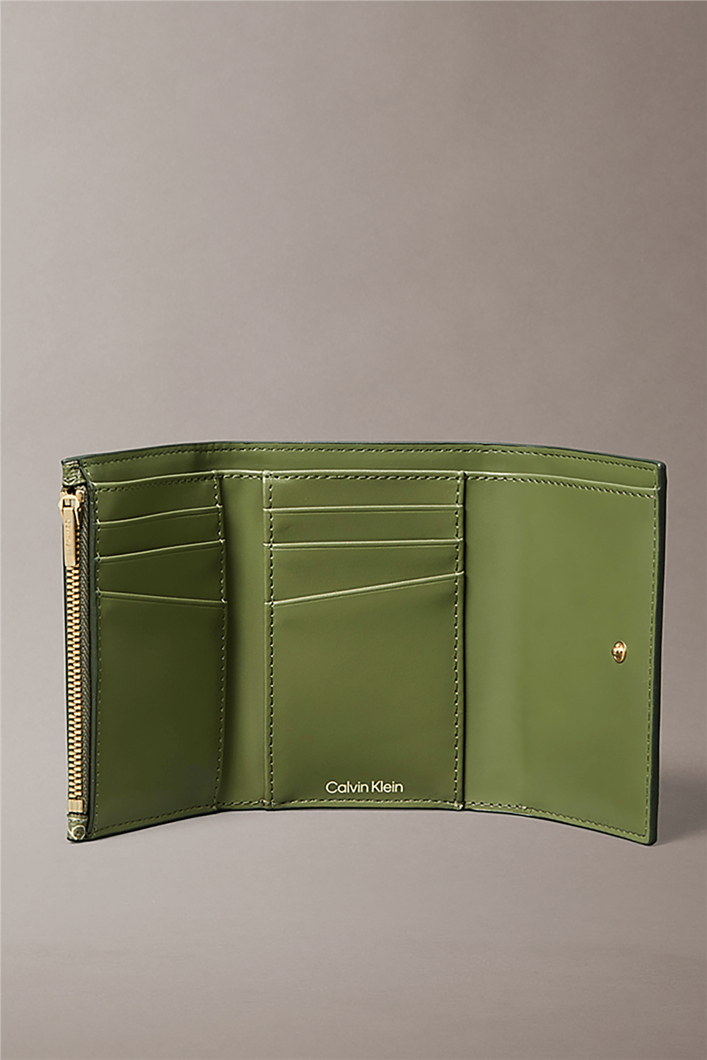 Calvin Klein Emblem Aop Trifold W/ Zip Pocket Kadın Kartlık