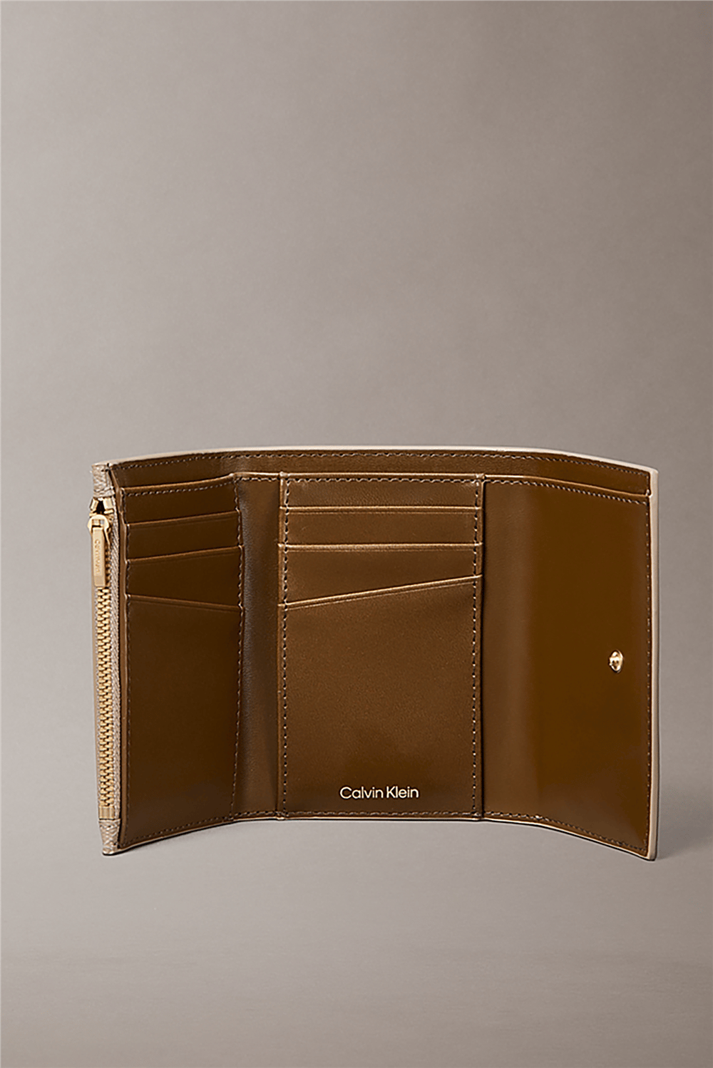 Calvin Klein Emblem Aop Trifold W/ Zip Pocket Kadın Kartlık