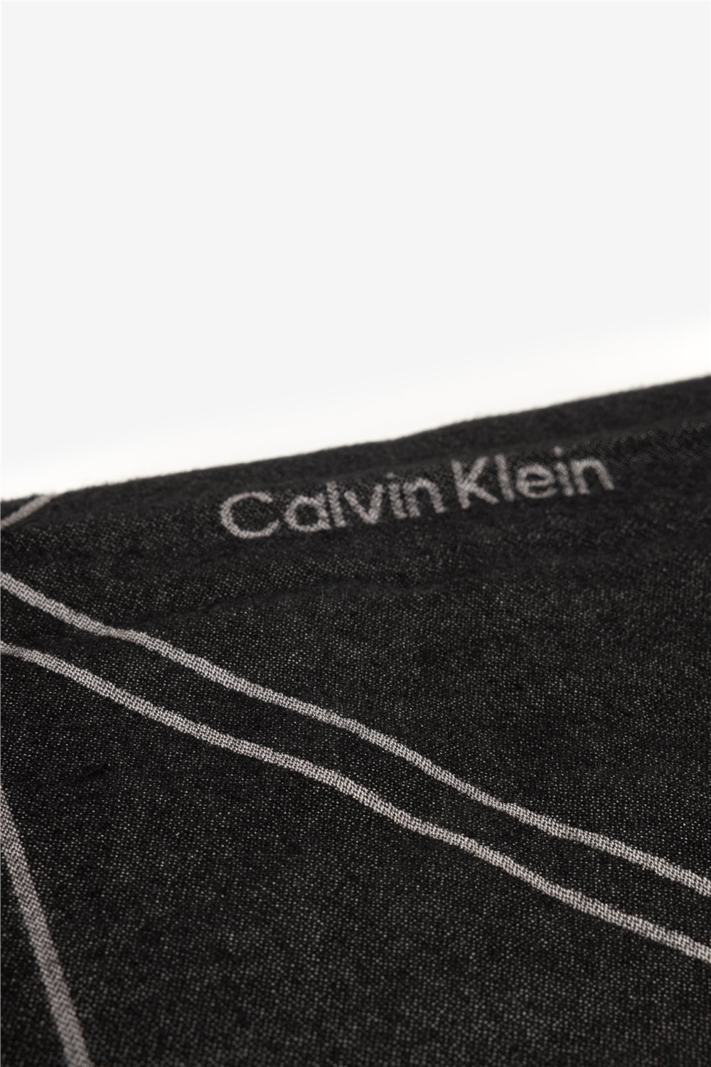 Calvin Klein Emblem Repeat LW Shawl W Fringes Kadın Şal