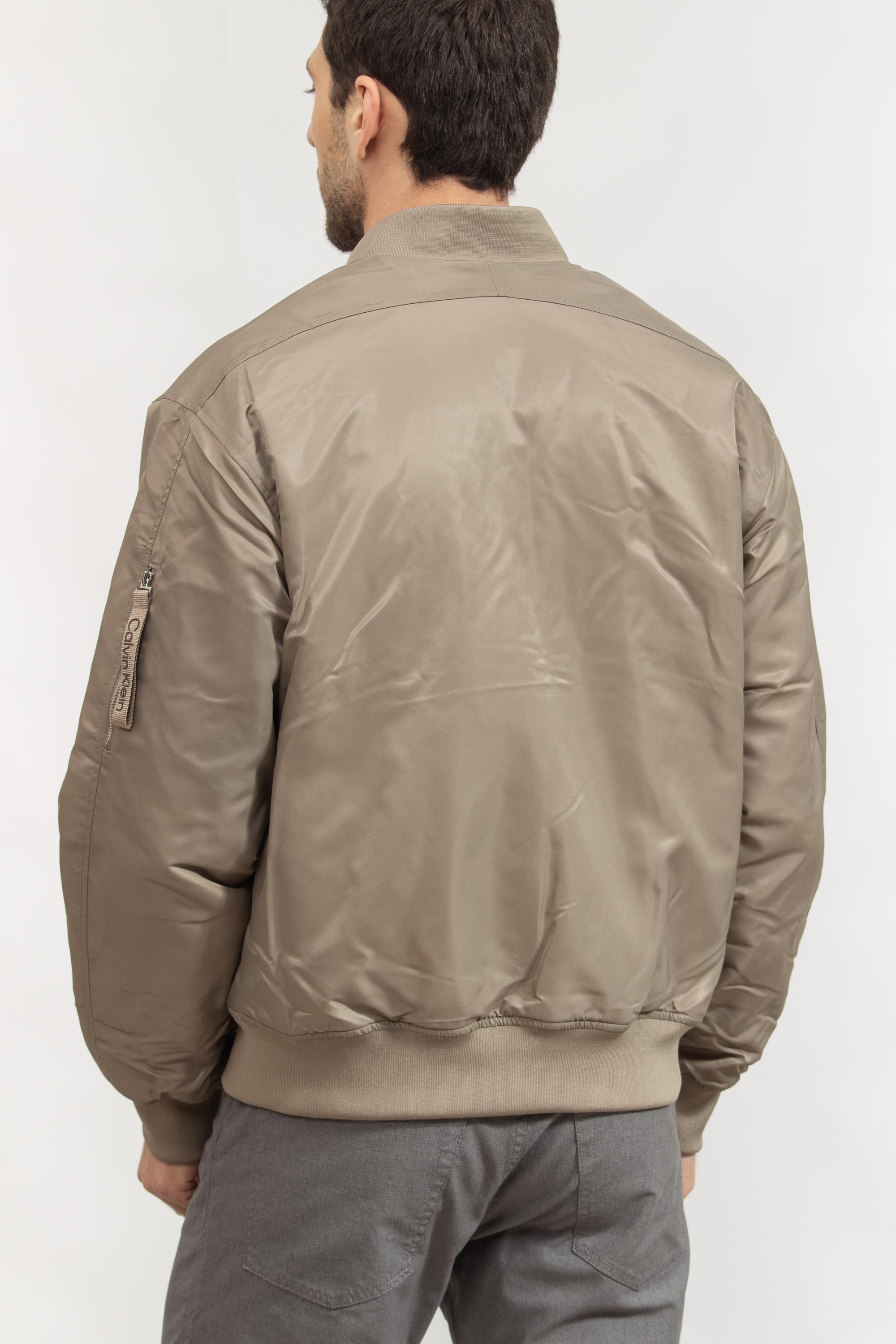 calvin-klein-erkek-bomber-mont-14e-46.jpg