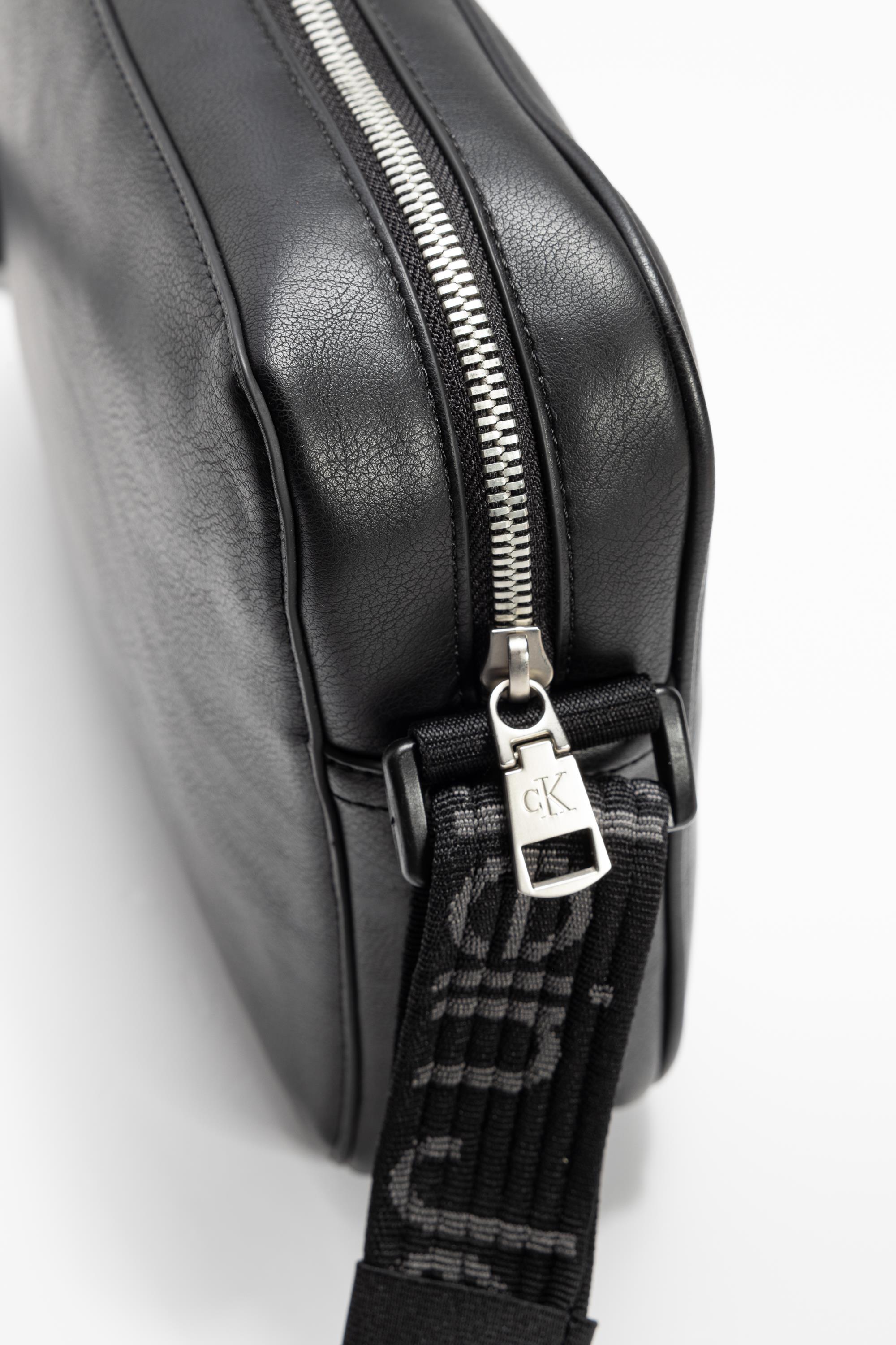 Calvin Klein Erkek Reporter Çanta