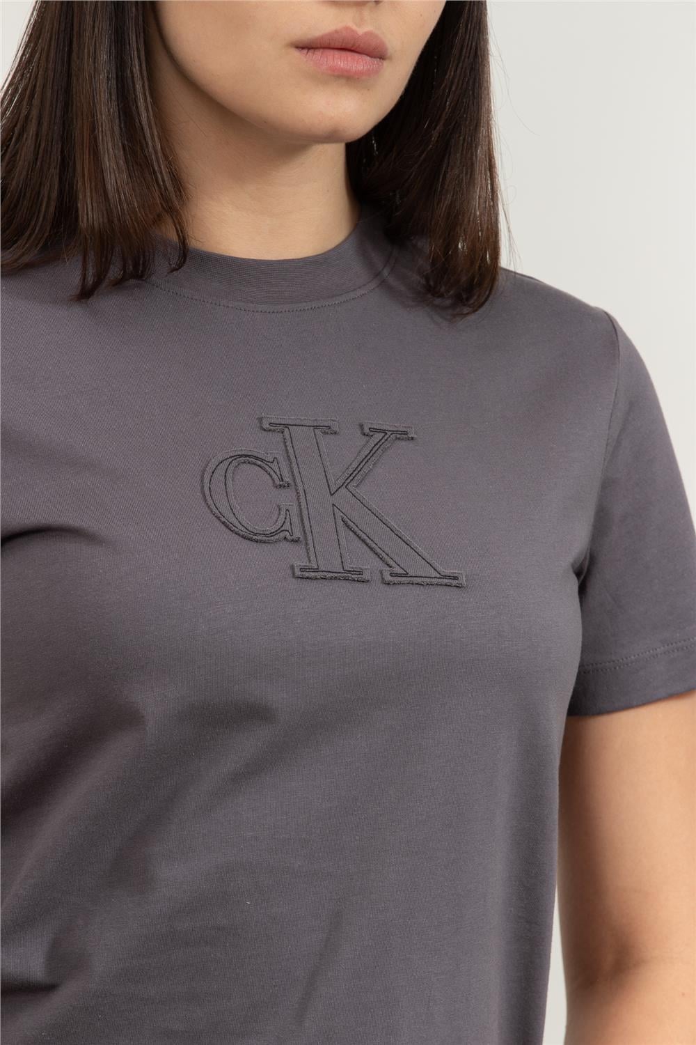 Calvin Klein Kadın Bisiklet Yaka T-Shirt