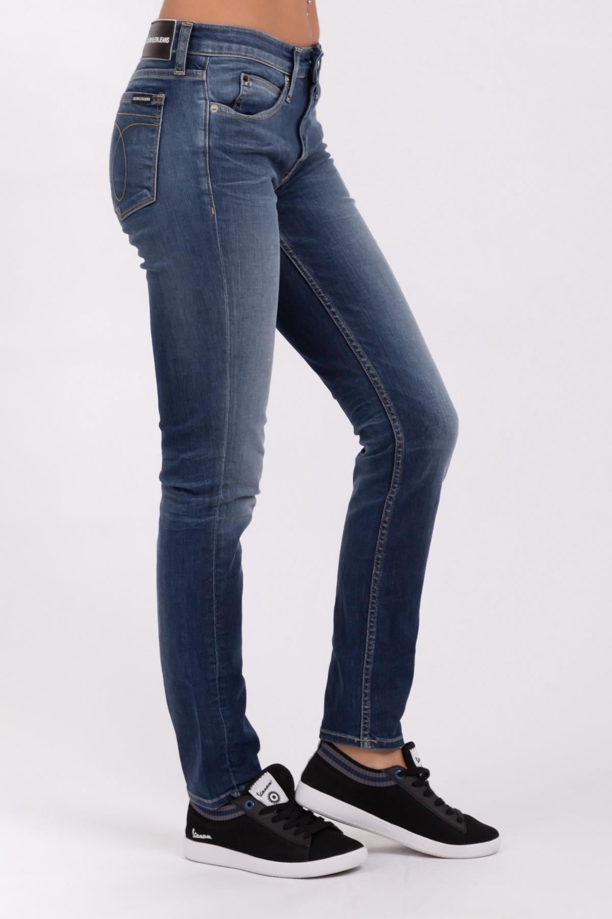Calvin Klein Kadın Jean Pantolon