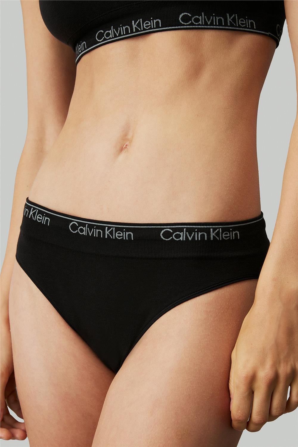 Calvin Klein Kadın Külot