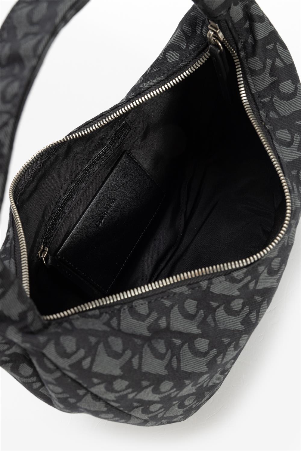 Calvin Klein Kadın Mini Omuz Çantası