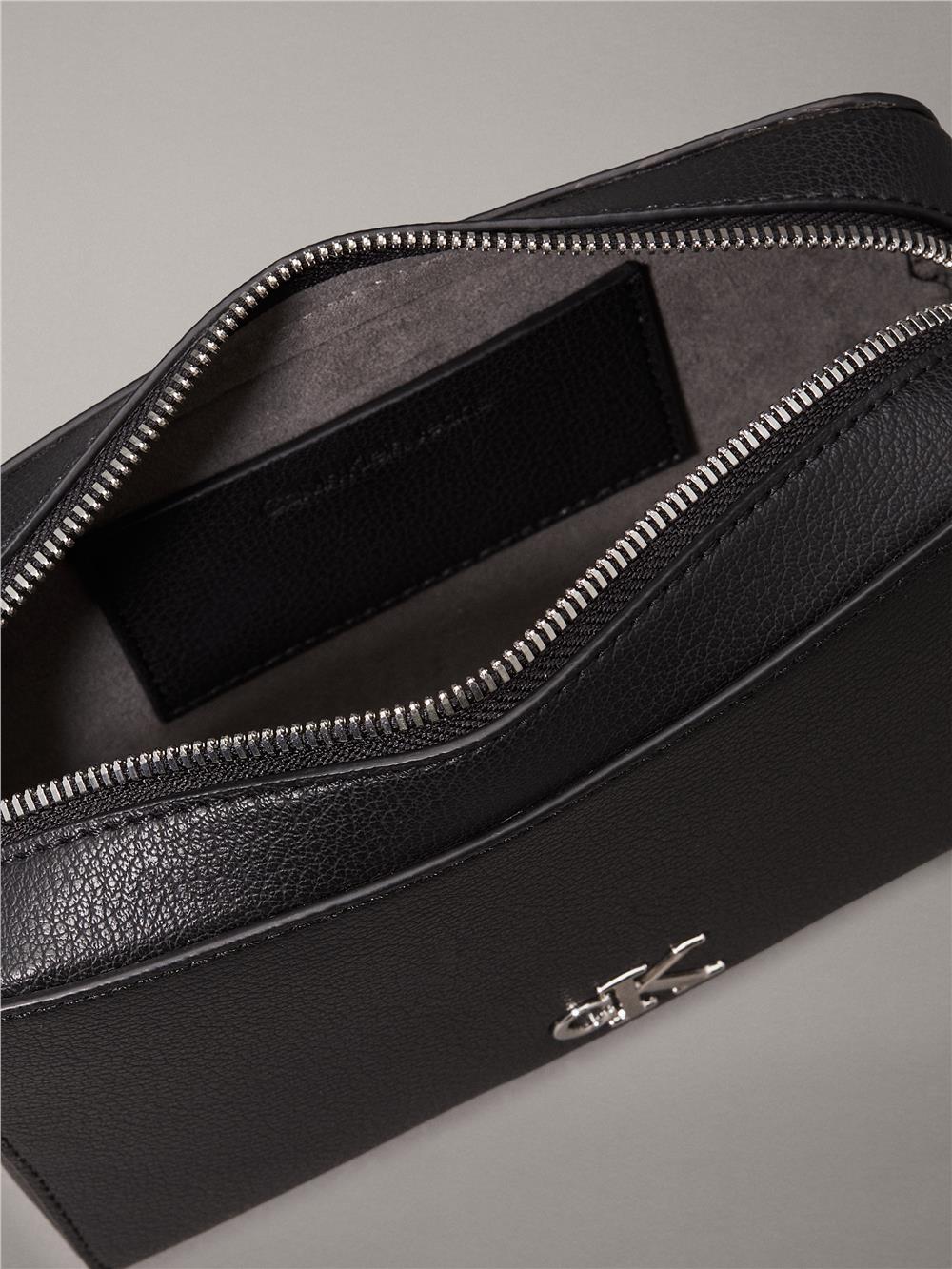 Calvin Klein Kadın Mini Omuz Çantası