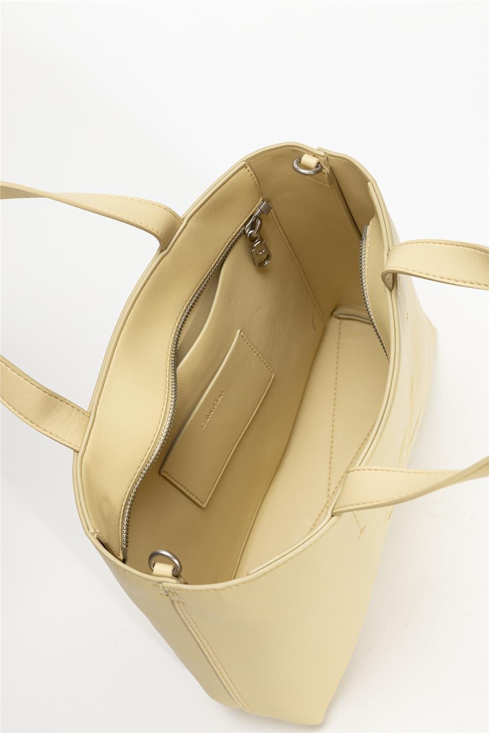 Calvin Klein Kadın Mini Omuz Çantası